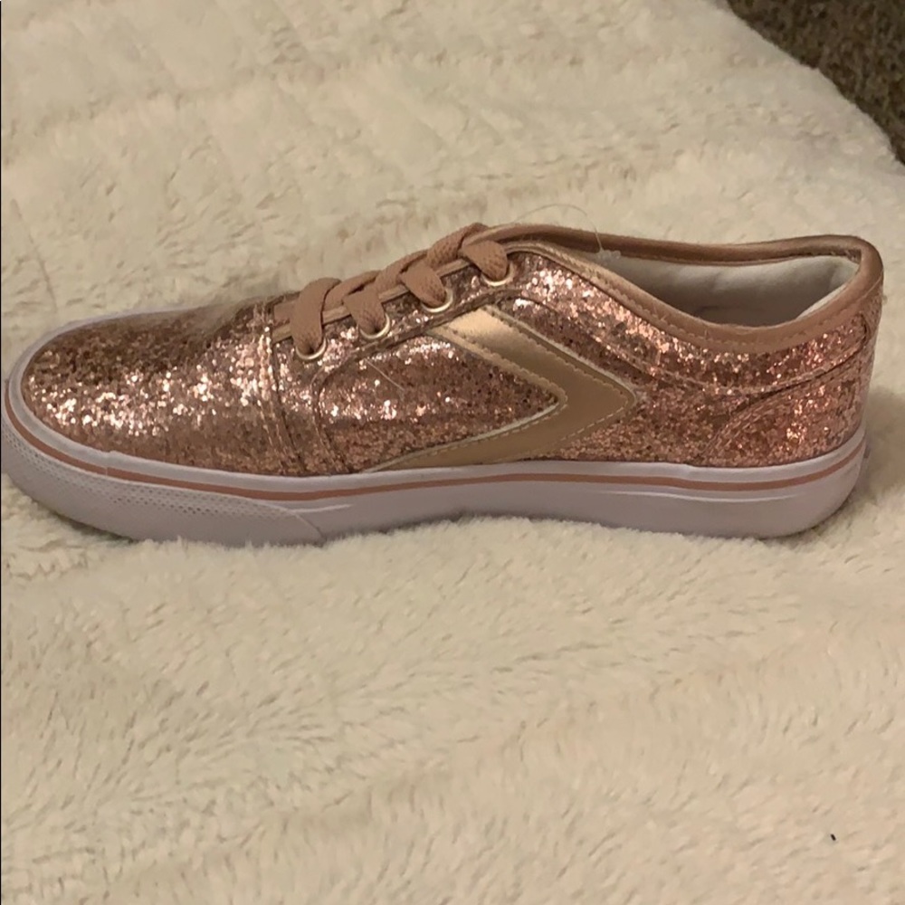 Air walk sneakers